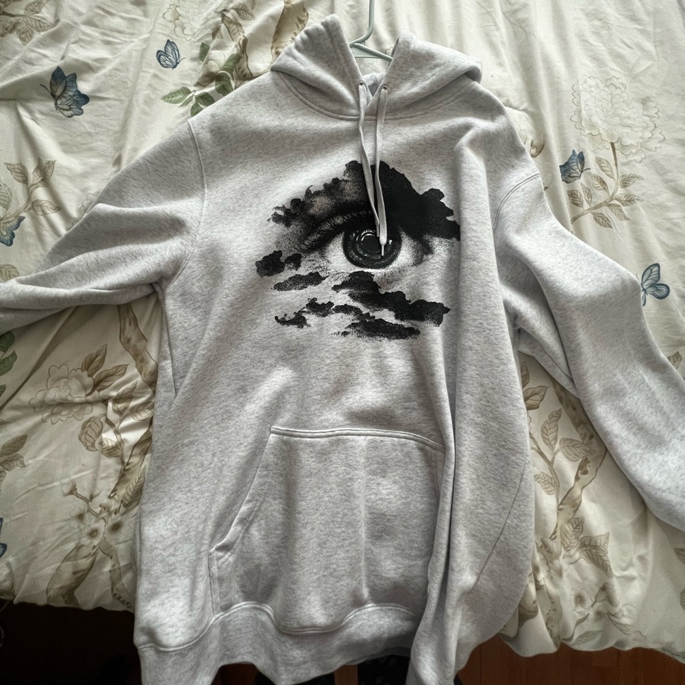 Louis Tomlinson concert hoodie from his North America tour in 2022!